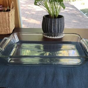 Anchor Hocking baking dish.